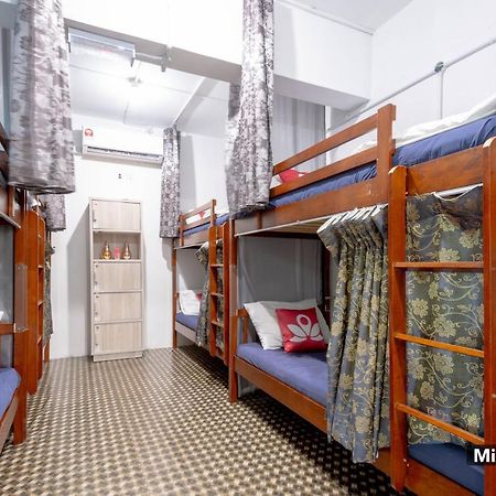 Хостел Island Backpackers Семпорна Экстерьер фото